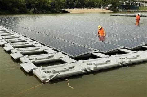 Offshore Floating PV Solar Mounting System Solar Panels Float On