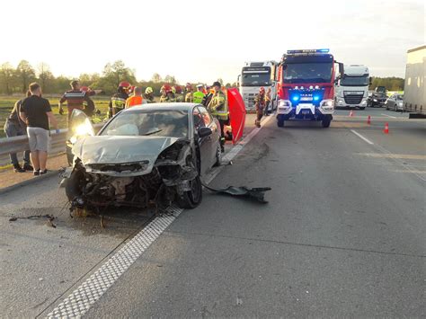 Śmiertelny wypadek na A1 Ruch w stronę Katowic był zablokowany przez 3