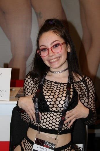 Lenna Lux Porn Fan Community Forum