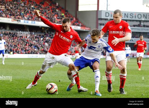 Nottingham Forests Jamie Patterson Centre Is Sandwiched Between