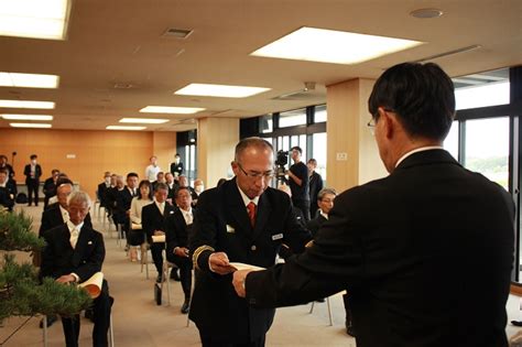 令和5年度秋の叙勲・褒章及び第41回危険業務従事者叙勲伝達式奈良県公式ホームページ