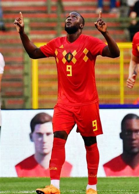 Romelu Lukaku Height, Weight, Age, Family, Biography, Affairs & More ...