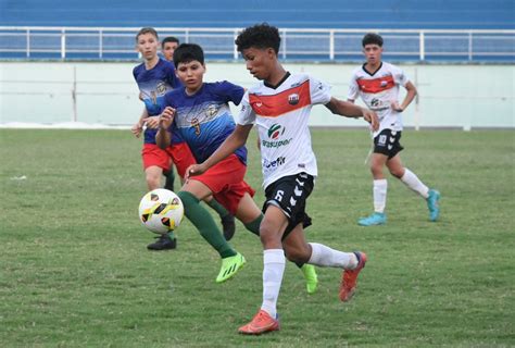 Recriança e Santa Cruz AC começam Acreano Sub 15 vitórias no grupo