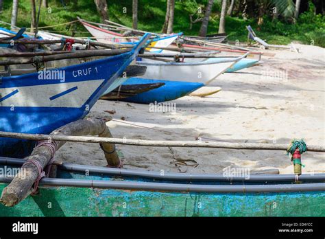 Traditional Sri Lankan Fishing Boat Hi Res Stock Photography And Images