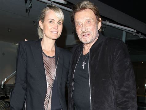 Laëtitia Hallyday rend un vibrant hommage à Johnny pour les 5 ans de sa