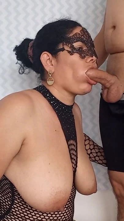 Vidéos porno gratuites Mamie lingerie xHamster