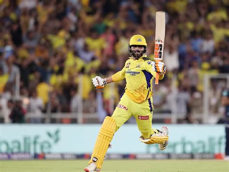 Watch Ms Dhonis Reaction Goes Viral As Ravindra Jadeja Finishes The Game For Csk In Ipl 2023