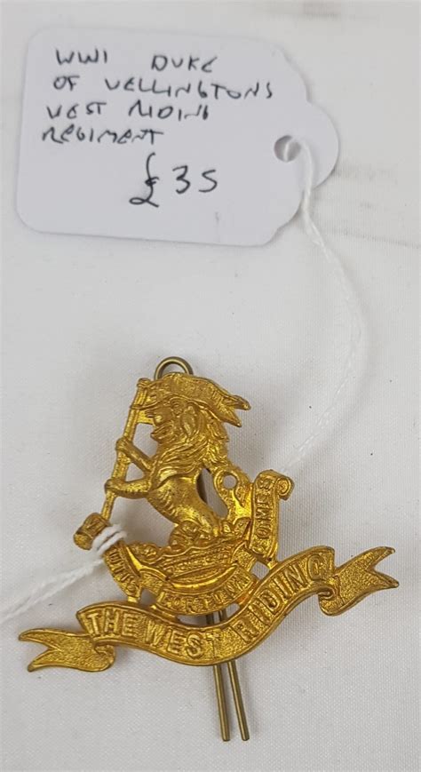 Ww Duke Of Wellingtons West Riding Regiment Cap Badge Sally Antiques