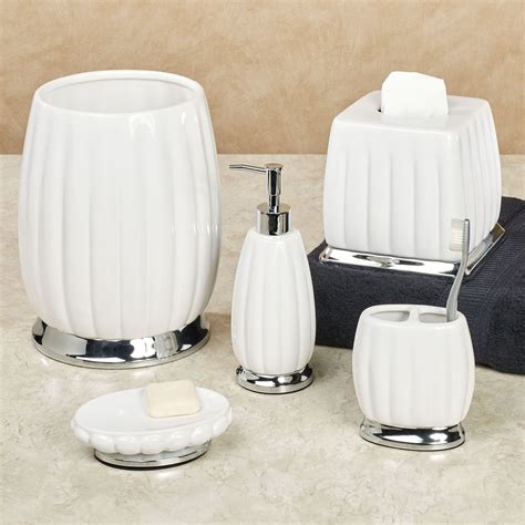 Sleek Off White Porcelain Bath Accessories