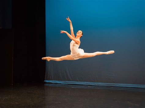 Step of the Day: Grand Jeté - a split leap - Ballet Focus