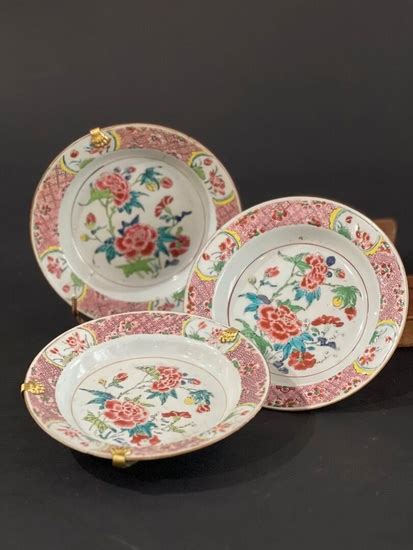 CHINE XVIIIe siècle période Qianlong 1736 1795 Trois Lot