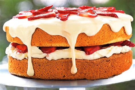 Strawberry Sponge With Passionfruit Icing