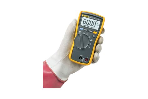 Fluke 114 True RMS Electrical Multimeter CAT III 600 V Fluke