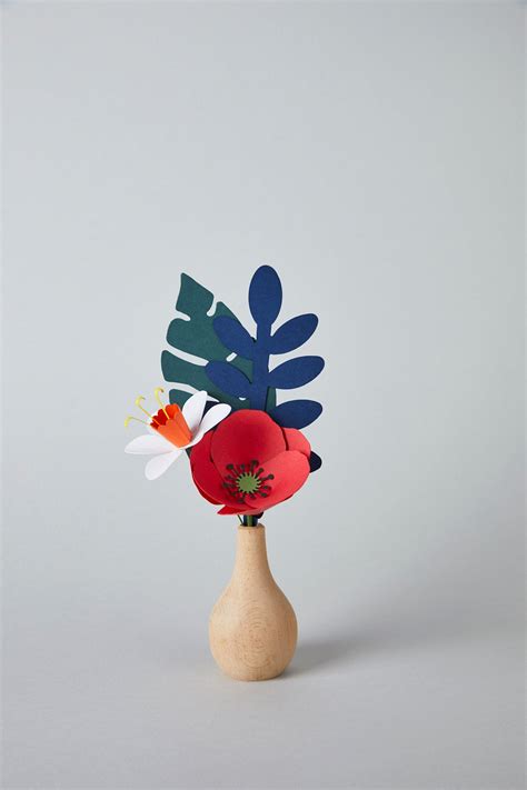 Red Poppy Paper Flower Bouquet, Valentine's Day Gift, Wood Vase ...