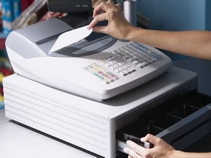 Готівкові операції через РРО здійснюють 896 херсонських підприємців ...