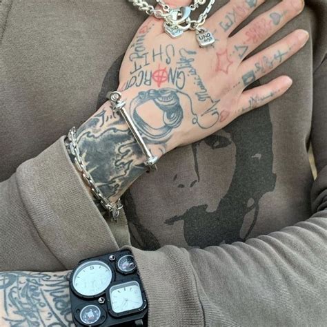 Lil Skies Hands 🤩 Lil Skies Lil Tattoos