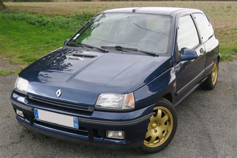 La Renault Clio Williams 1993 avec 420 000 km a été vendue Actus