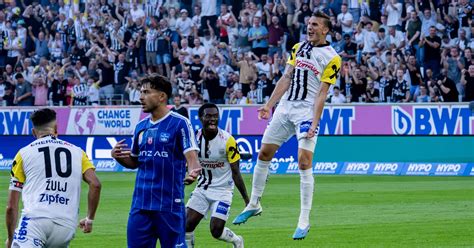 LASK Linz gegen FC Blau Weiß Linz