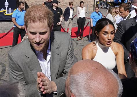 Incidente Quasi Catastrofico Per Harry E Meghan Erano Inseguiti Dai