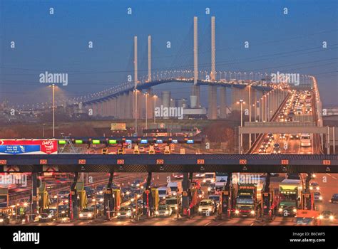 Kent Queen Elizabeth Bridge Dartford Crossing Stock Photo Alamy