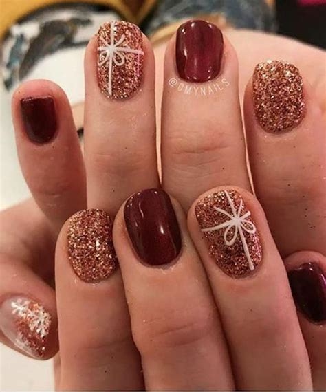 Nail For Christmas Dacia Dorotea