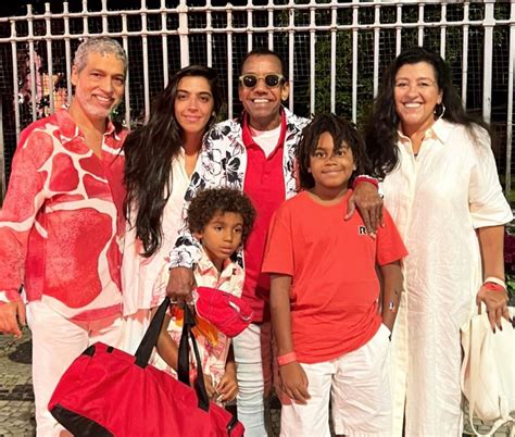 Jorge Ben Jor E Fam Lia Cas Tradi O Em Dia De S O Jorge Veja V Deo