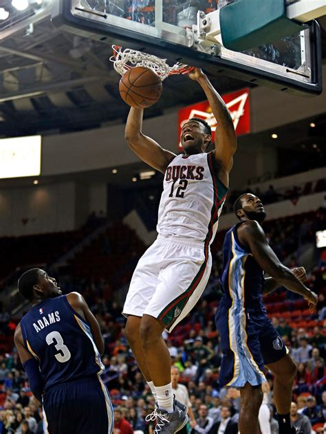 Brandon Knight Bucks Dunk