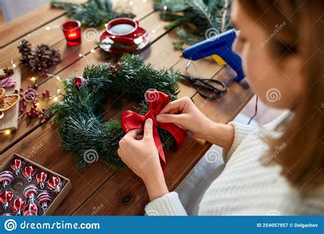 Woman Making Fir Christmas Wreath At Home Stock Image Image Of Decor