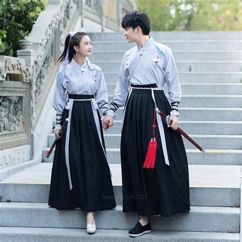 Traditional Japanese Clothing - Japanese Clothing