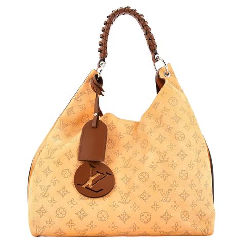 Louis Vuitton Carmel Hobo Mahina Leather At 1stDibs Borsa Carmel