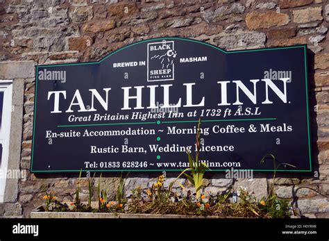 Tan hill inn sign hi-res stock photography and images - Alamy