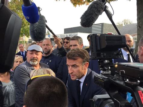 Emmanuel Macron En Mayenne Faut Pas Se Leurrer Cest Pas Aujourd