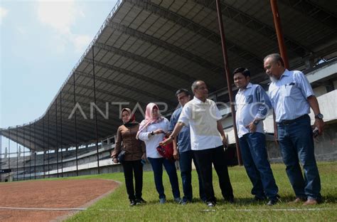 KELANJUTAN PEMBANGUNAN STADION BAROMBONG ANTARA Foto