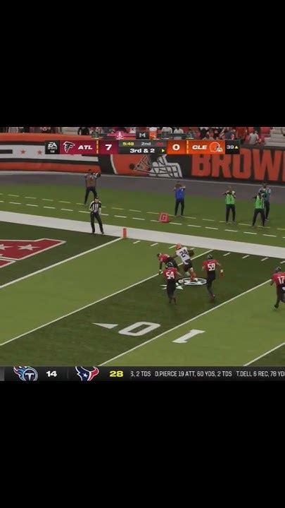 Nick Chubb Amazing Run Stiff Armandbreaking Tackles For A Touchdown🔥🔥🔥⚡️👀👀 Youtube