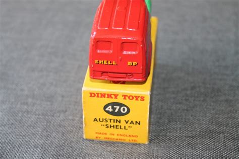 Dinky Toys 470 Austin Shell Van Diecast