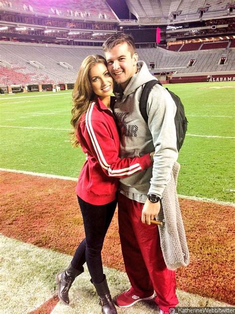 Here Are 20 Pictures Of Bengals Backup QB AJ McCarrons Wife Katherine