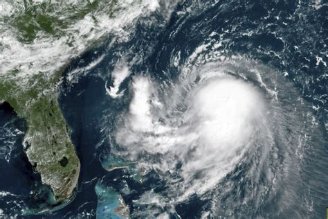 Coastal Evacuations Urged As Hurricane Henri Heads To New England Long