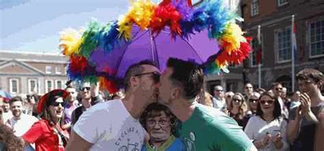 Nozze gay il Vaticano Sconfitta dellumanità La Stampa