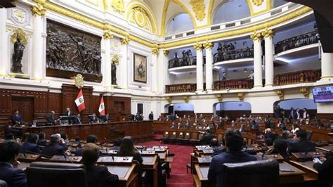 El Congreso admitió la moción de vacancia y volverá a debatir si