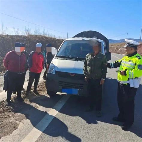 莫让货车变“祸”车 兴安盟交警查获一起货车违法载人行为 扎赉特旗 交通 人员