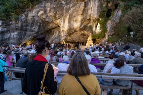 Sanctuaire Notre-Dame de Lourdes - Land of healing of body and soul