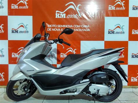 Honda Pcx Prata Km Motos Sua Loja De Motos Semi Novas