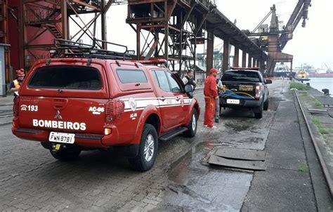 Mergulhador Desaparece Durante Vistoria Em Casco De Navio No Porto De