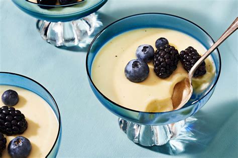 Easy Vanilla Bean Panna Cotta Recipe E Michael Reidt