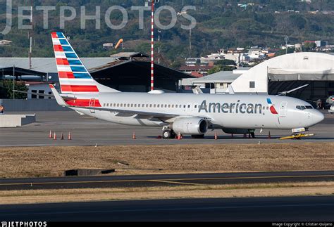 N An Boeing American Airlines Cristian Quijano Jetphotos