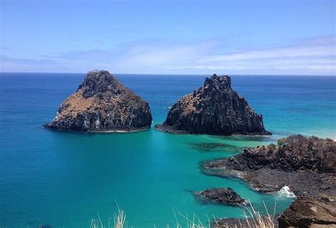 BAIA DO SANCHO IN BRAZIL: 2 TIMES WINNER AS THE BEST BEACH IN THE WORLD - Soul Brasil Magazine