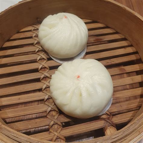 Din Tai Fung Downtown Core Singapore Steamed Vegetable Bun Review