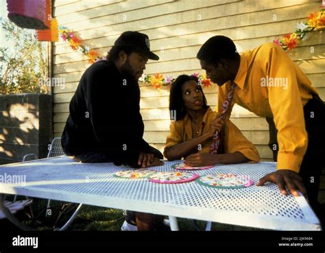 Morris chestnut boyz n the hood hi-res stock photography and images - Alamy