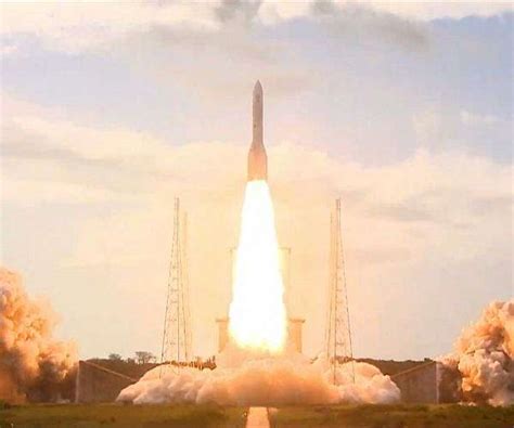 Europe S Ariane Rocket Successfully Launches For First Time