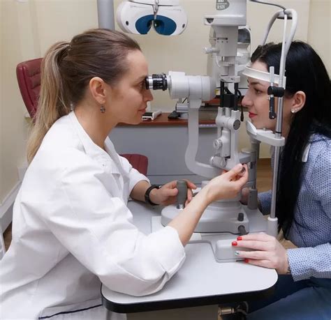 8 Best Optometry Schools In Canada